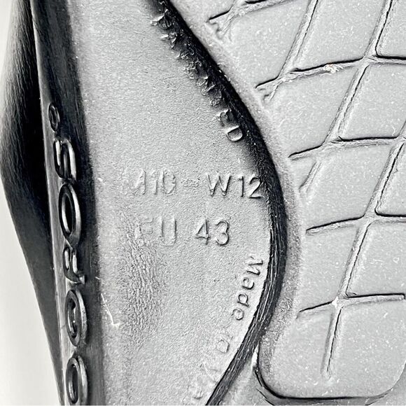 Oofos Ooahh Luxe Black Slide Recovery Comfort Sandals Size 10 Men's / 12 Women's - Picture 8 of 11